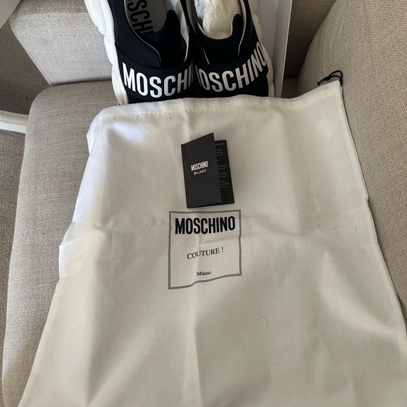 Moschino teddy logo strap sneakers - Picture 7 of 10